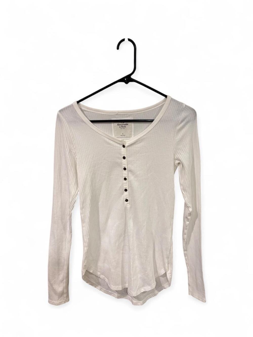 Abercrombie & Fitch white ribbed long sleeve henley shirt